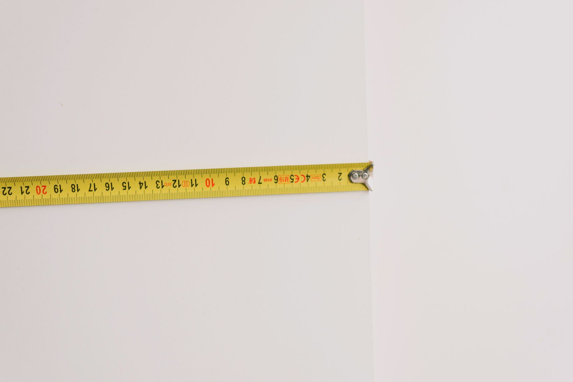 traveler measuring dog length height for pet travel crate tape measure