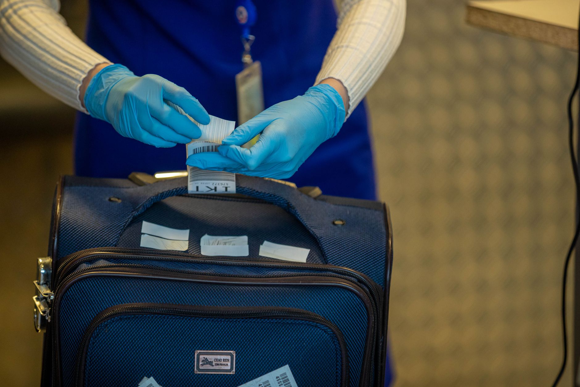 leak-proof ventilated soft pet travel bag TSA security screening airport
